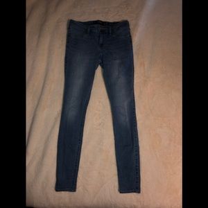 Hollister low rise jeans legging- advanced stretch
